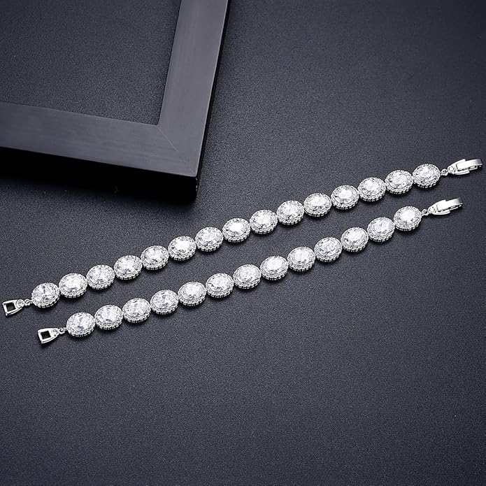 14K Gold Square Moissanite Bracelet, Refined Design for Formal Wear, Adjustable Fit