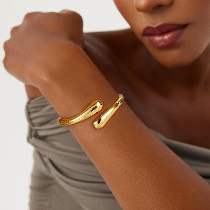 Gold Bracelets for Women Trendy - 14K Gold Plated Bangle Bracelet Chunky Adjustable Twist Cuff Gold Bracelet Non Tarnish Waterproof Jewelry for Women Gifts