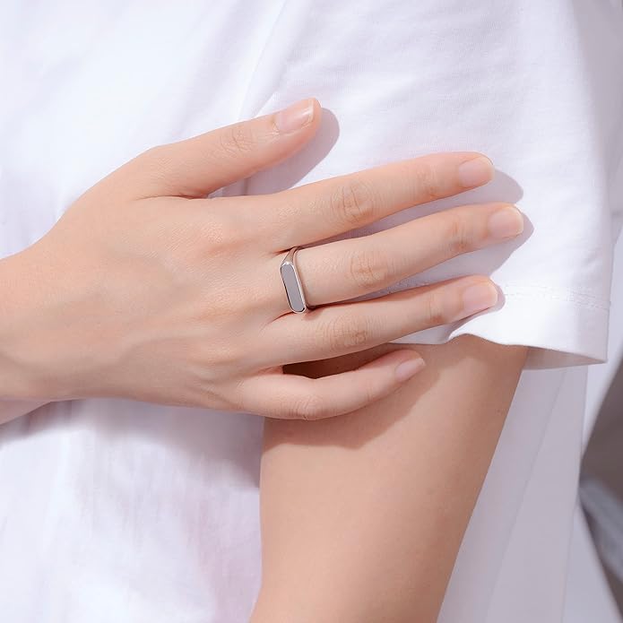 Amazon Essentials 14K Plated Sterling Silver Round Signet Ring