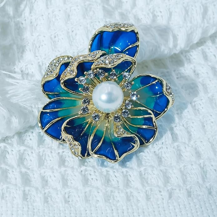 Vintage Botanical Flower Brooch for Women - An elegant crystal - inlaid metal pin accessory suitable for dresses, jackets, and scarves