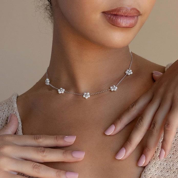 SmileBelle Pearl Necklaces for Women, Daisy Pearl Choker as Y Shaped Pearls Jewelry Gold Heart Necklace for Anniversary Birthday Gifts White Baroque Necklace as Wedding Jewelry