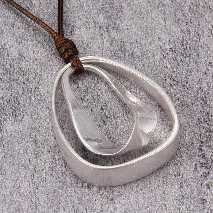 Boho Necklaces for Women Chunky Circle Necklace Layered Boho Circle Leather Choker Necklace Long Vintage Necklaces Bohemian Jewlery Gifts
