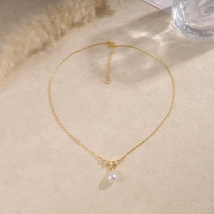 Pearl Necklaces for Women Trendy,14k Gold Plated Pearl Pendant Necklace Dainty Wedding Necklace Small Cute Gold Choker Necklace for Women Non Tarnish Gold Prom Jewelry Fashion Bridesmaids Gifts