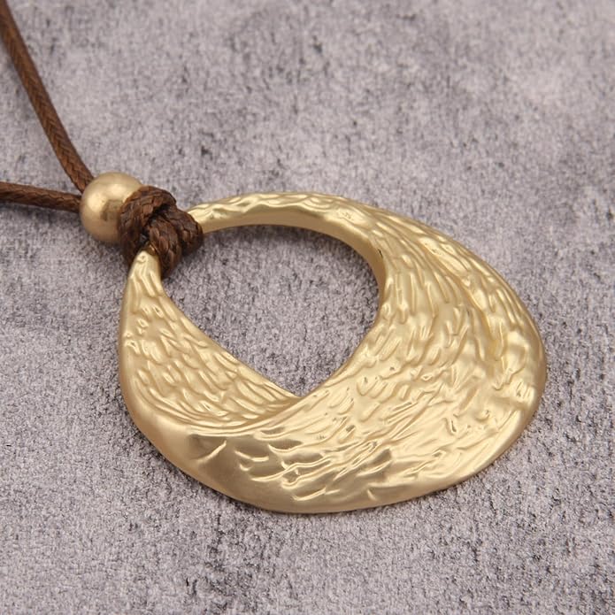 Boho Necklaces for Women Chunky Circle Necklace Layered Boho Circle Leather Choker Necklace Long Vintage Necklaces Bohemian Jewlery Gifts