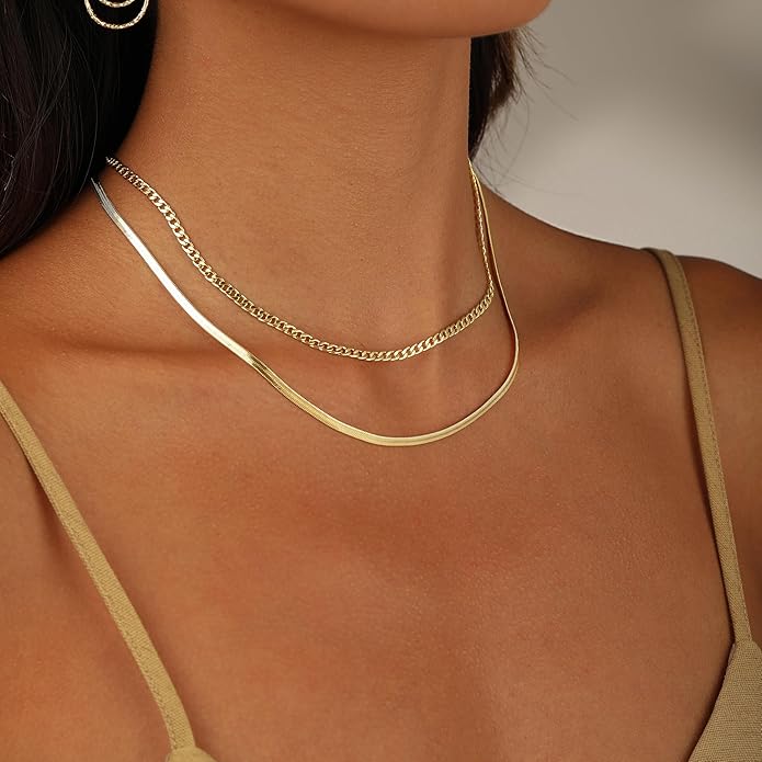 Moodear Layered Necklace for Women Trendy Chunky 14K Gold Plated/Sliver Plated Chain Necklace Cuban Link Paperclip Chain Toggle Clasp Necklace Fashion Jewelry