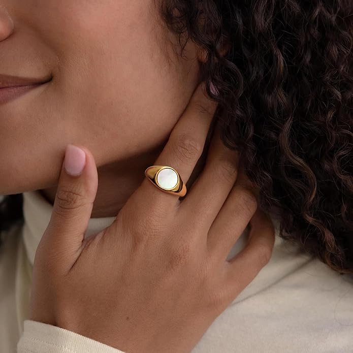 YeGieonr Gold Rings for Women Trendy Non Tarnish Chunky Gold Plated Ring, Waterproof Stainless Steel Gold Jewelry Gift