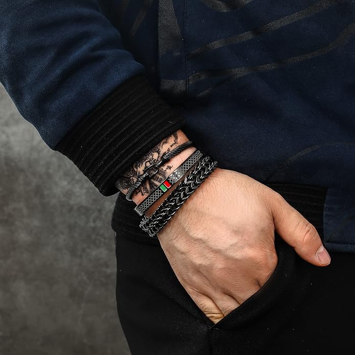 WFYOU 3PCS Stainless Steel Bracelets for Men Gold Roman Numeral Bangle Bracelet Twisted Cable Bracelet Adjustable Cuff Bracelet Mens Luxury Jewelry Bracelets Gifts
