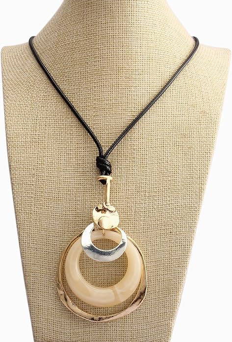 Boho Necklaces for Women Chunky Circle Necklace Layered Boho Circle Leather Choker Necklace Long Vintage Necklaces Bohemian Jewlery Gifts