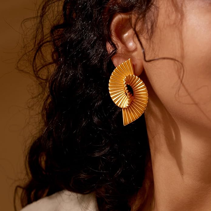18K Gold Dangle Earrings, Suitable for Women Earrings, Thick and Sturdy, Fashion Jewelry, Exaggerated Earrings,Striped Twist Earrings，Trendy Jewelry Gifts.