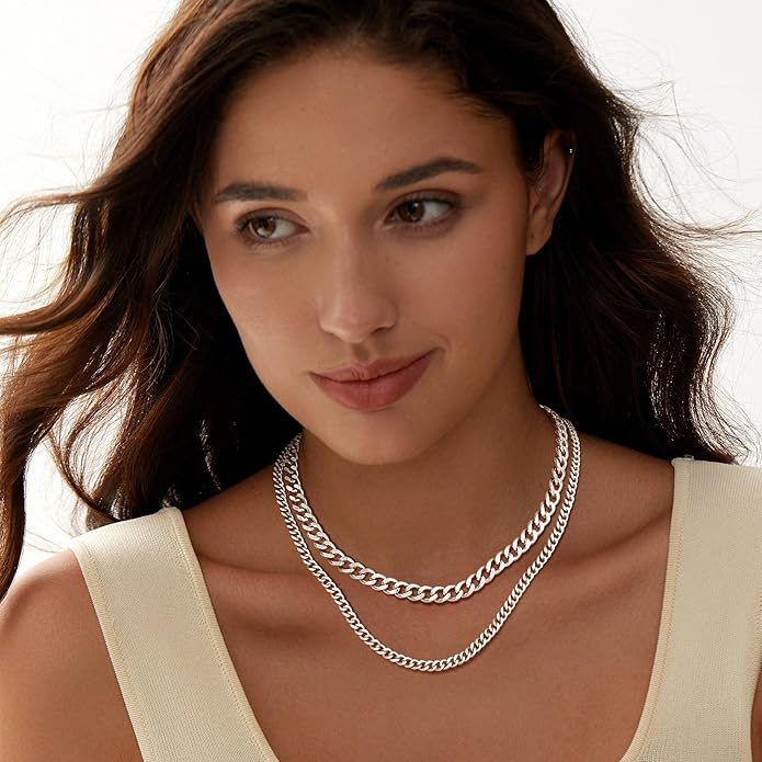 Moodear Layered Necklace for Women Trendy Chunky 14K Gold Plated/Sliver Plated Chain Necklace Cuban Link Paperclip Chain Toggle Clasp Necklace Fashion Jewelry