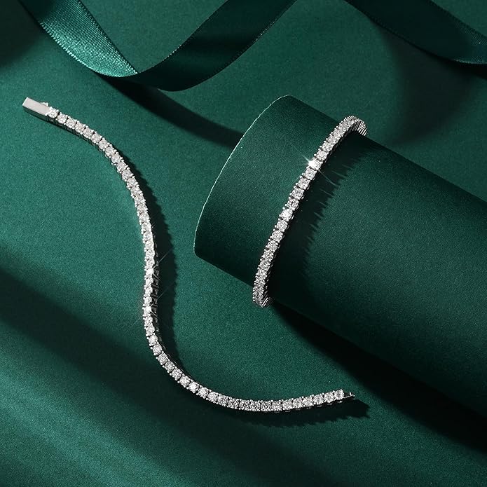 MOOSEA Christmas Gifts for Women, 4.9-5.3CT D Color VVS1 Clarity Lab Created Moissanite Tennis Bracelets 925 Sterling Silver Tennis Bracelet Anniversary Birthday Gifts Jewelry