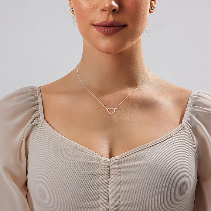 Zeffy Cute Heart Necklace 18k Gold/Silver Plated Tiny Heart Pendant Choker Necklaces Gold Love Heart Chain Necklace for Women Dainty Gold Jewelry Valentines Day Gifts for Women Girls Teen Girls