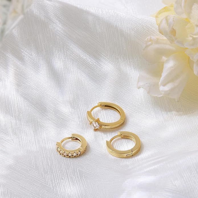 micuco 3 Pairs Small Hoop Earrings Set for Women, 14K Gold Plated Huggie Hoop Earrings for Men, Tiny Cartilage Hypoallergenic Earring Set