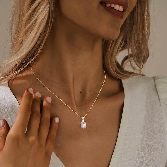 Pearl Necklace for Women Trendy,14k Gold Plated Necklace Dainty Wedding Necklace Small Cute Choker Necklace Beaded Lariat Drop Necklace Vintage Waterproof Jewelry for Women Gold Jewelry Fashion Gifts