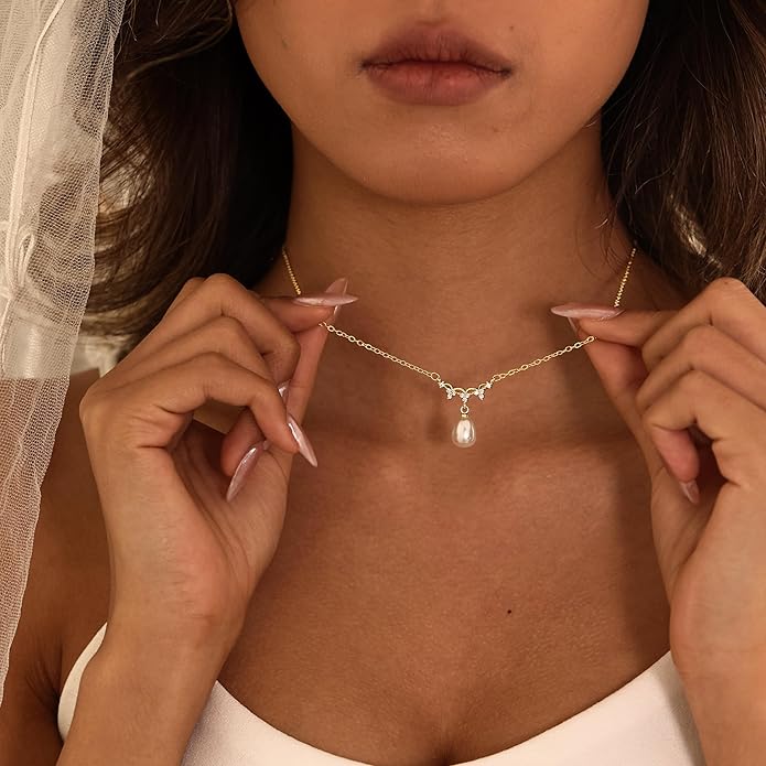Pearl Necklace for Women Trendy,14k Gold Plated Necklace Dainty Wedding Necklace Small Cute Choker Necklace Beaded Lariat Drop Necklace Vintage Waterproof Jewelry for Women Gold Jewelry Fashion Gifts
