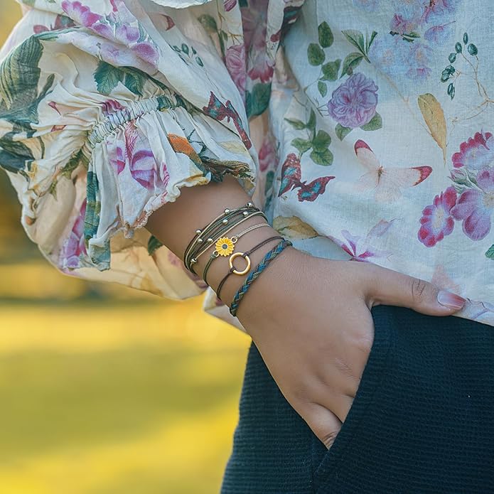 FANCY SHINY Sunflower String Bracelet Boho Braided Rope Wrap Bracelets Cute Summer Beach Surfer Jewelry for Women