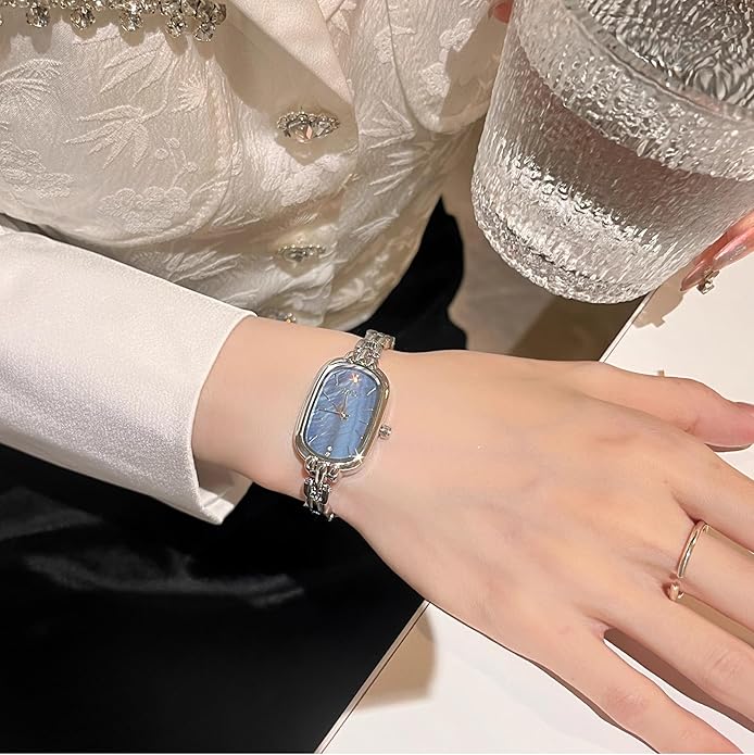 Women's Vintage Oval Watches Luxury Minimalism Bracelet Small Gold Tone Watch Ladies Analog Waterproof Watch Fashion Bangle Bracelet Dress Watch with Stainless Steel Band