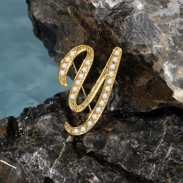 Cicy Bell A-Z Initial 26 Letter Brooch Pins 18k Gold Plated Cubic Zirconia Breastpin Name Personalized Gifts for Women Men