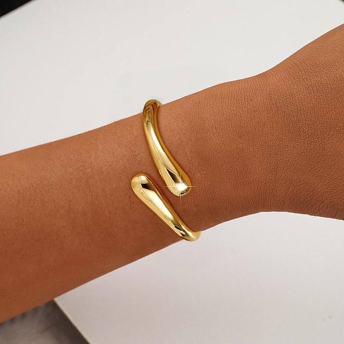 Gold Bracelets for Women Trendy - 14K Gold Plated Bangle Bracelet Chunky Adjustable Twist Cuff Gold Bracelet Non Tarnish Waterproof Jewelry for Women Gifts