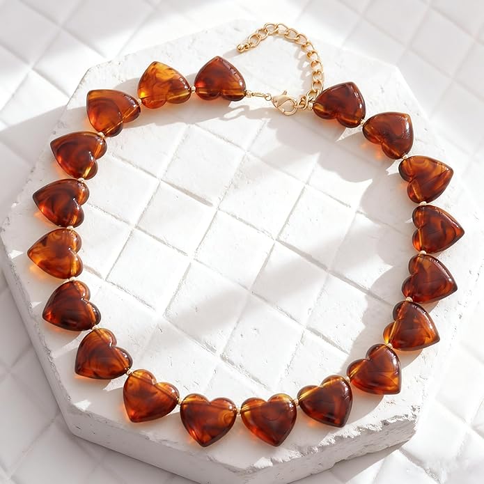 YUJIE Chunky Heart Penadnt Necklace for Women- Exaggerated Statement Puff Heart Necklace with Acrylic Beaded Chain