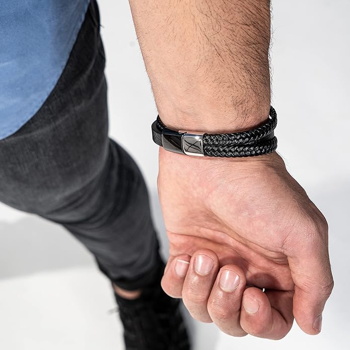 SERASAR | Premium Genuine Leather Bracelet [Glory] for Men in Black | Magnetic Stainless Steel Clasp in Silver and Gold | Exclusive Jewelry Box | Great Gift Idea