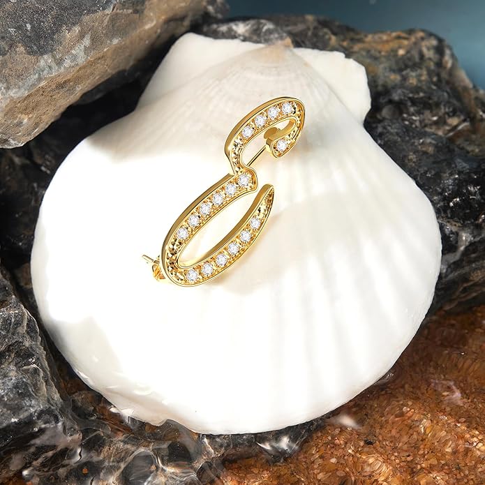 Cicy Bell A-Z Initial 26 Letter Brooch Pins 18k Gold Plated Cubic Zirconia Breastpin Name Personalized Gifts for Women Men