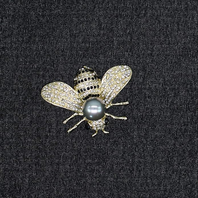 Honey Bee Brooches Crystal Insect Themed Bee Brooch Animal Fashion Shell Pearl Brooch Pin Gold Tone