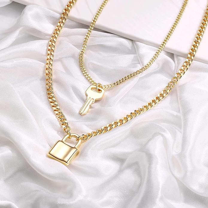 Turandoss Dainty Layered Choker Necklace, Handmade Y Pendant Necklace Multilayer Bar Disc Necklace Adjustable Layering Choker Necklaces for Women