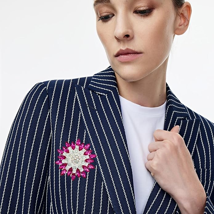 Rhinestone Sunflower Brooch Pin for Women Red Black Purple Large Flower Broochs Snowflake Brooch Marquise Wreath Brooches Jewelry
