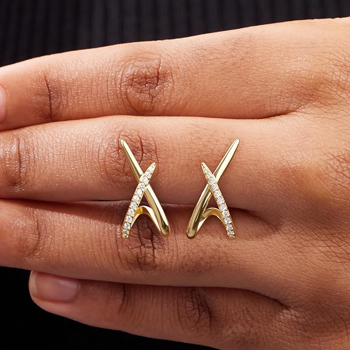 Gold Stud Earrings for Women Trendy, Simple Minimalist Gold Stud Earrings, Dainty Simple Earring for Women‘s Fashion Gifts