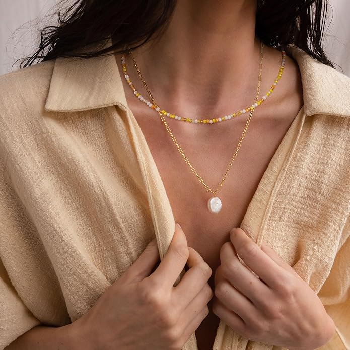 JSJOY Tiny Crystal Beaded Choker Necklaces for Women Colorful Beaded Necklace Dainty Choker Necklaces Simple Boho Jewelry Gifts for Teens Handmade Bead Necklaces Gifts