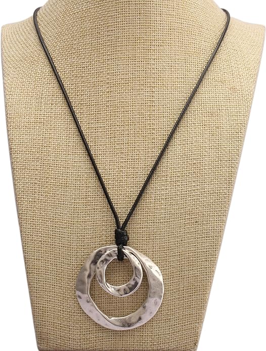 Boho Necklaces for Women Chunky Circle Necklace Layered Boho Circle Leather Choker Necklace Long Vintage Necklaces Bohemian Jewlery Gifts
