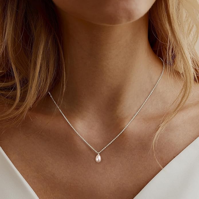 Pearl Necklace for Women Trendy,14k Gold Plated Necklace Dainty Wedding Necklace Small Cute Choker Necklace Beaded Lariat Drop Necklace Vintage Waterproof Jewelry for Women Gold Jewelry Fashion Gifts