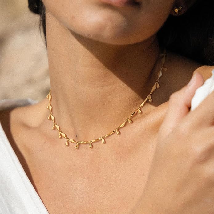 MTMY Beaded Necklaces for Women 14K Gold Plated Dainty Colorful Green/Rose Beaded Pearl Choker Necklace Delicate Boho Choker Necklace Jewelry Gift