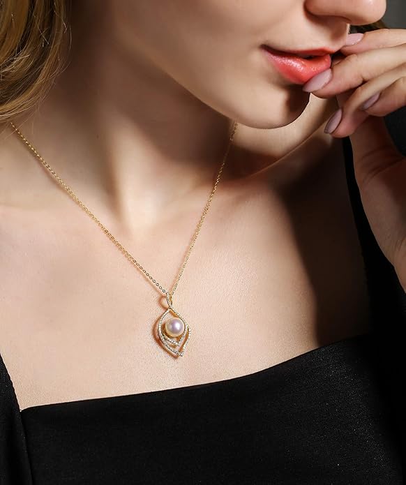 CHAULRI 9-10mm Genuine Freshwater Cultured Pearl Pendant Necklace w/Adjustable Chain - Jewelry Gifts for Women