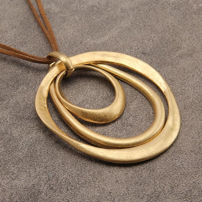 Boho Necklaces for Women Chunky Circle Necklace Layered Boho Circle Leather Choker Necklace Long Vintage Necklaces Bohemian Jewlery Gifts