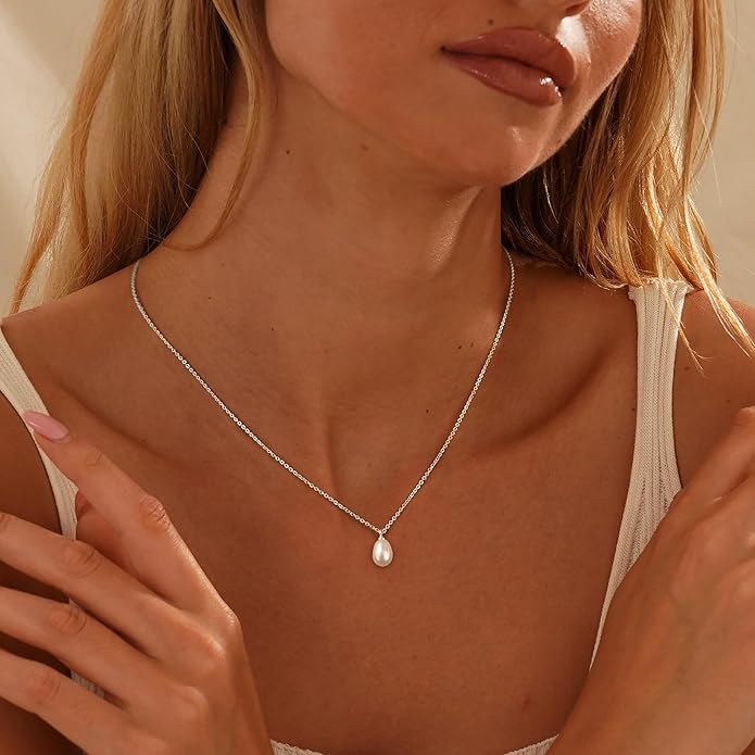 Pearl Necklace for Women Trendy,14k Gold Plated Necklace Dainty Wedding Necklace Small Cute Choker Necklace Beaded Lariat Drop Necklace Vintage Waterproof Jewelry for Women Gold Jewelry Fashion Gifts