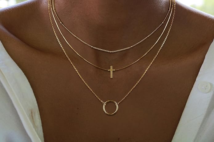 VIROMY Gold Cross Necklace for Women - Dainty Diamond Cross Pendant Necklaces Non Tarnish Waterproof Necklace Simple Choker Minimalist Jewelry