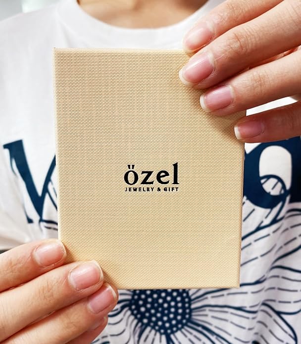 OZEL JEWELRY & GIFT Layered Gold Necklaces for Women - Crystal Colorful Delicate Cutting Pendant Necklace - 18K Gold Plated - Birthday Gifts (Made in Korea)