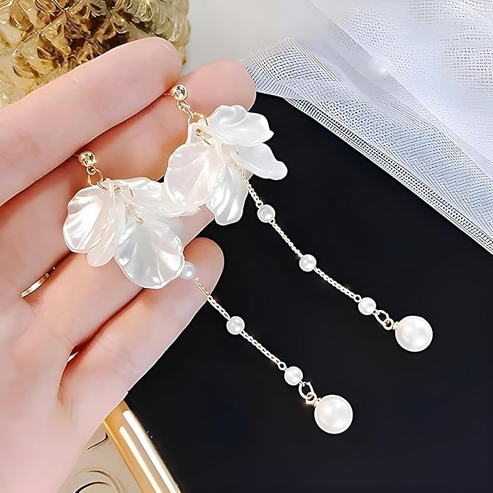 Seashell Pearl Flower Dangle Earrings for Women - Elegant Double Layer White Freshwater Pearl Bridal Jewelry, Lightweight Sparkly Golden Stud Drop Earrings for Wedding/Beach/Summer Party