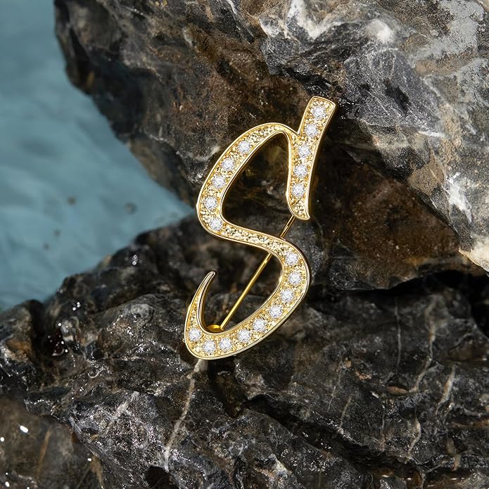Cicy Bell A-Z Initial 26 Letter Brooch Pins 18k Gold Plated Cubic Zirconia Breastpin Name Personalized Gifts for Women Men