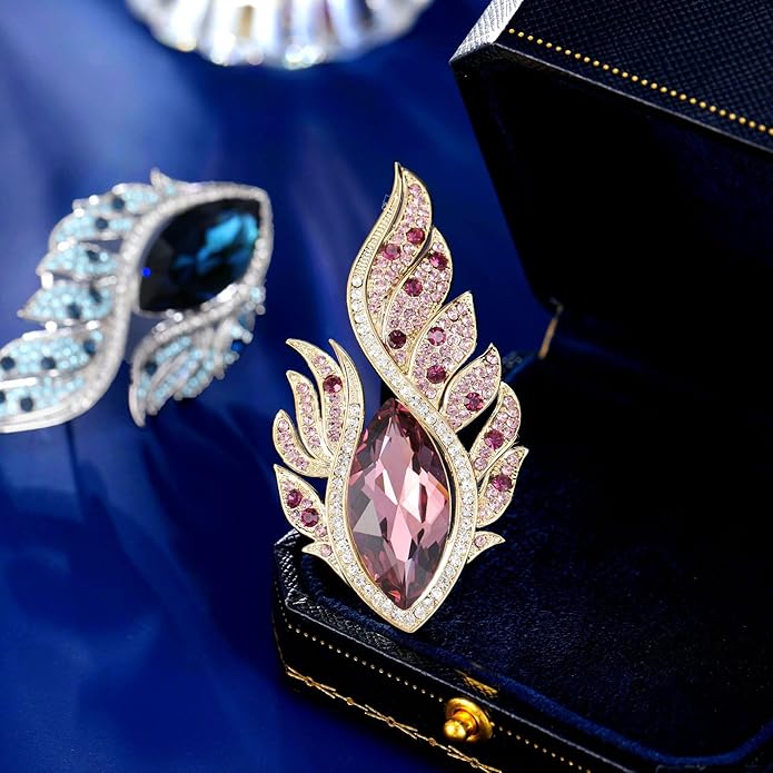 14K Gold Vintage Crystal Feather Brooch, Moissanite Detailing, Chic Statement Pin for Coats and Fashion Ensembles