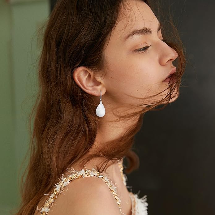 14K Gold Dangle Earrings for Women，Lightweight Circle Disc Coin Geometric Flat Brushed Drop Earrings, Hypoallergenic Leverback Earrings S925 Jewelry