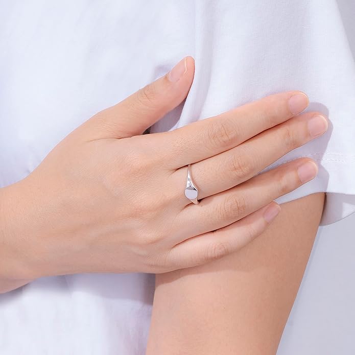 Amazon Essentials 14K Plated Sterling Silver Round Signet Ring