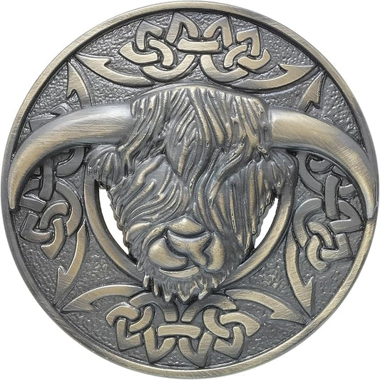 Highland Cow Kilt Brooch with Celtic Knot - Traditional Scottish Helian Coo Plaid Brooches for Men – Handcrafted Tartan Sash Pin, Luxurious Accessory for Women’s Dress