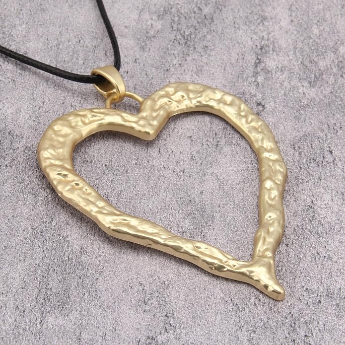 Boho Necklaces for Women Chunky Circle Necklace Layered Boho Circle Leather Choker Necklace Long Vintage Necklaces Bohemian Jewlery Gifts
