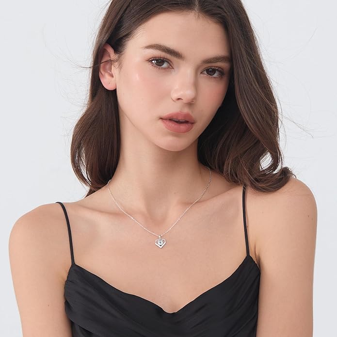 1CT Heart Brilliant Moissanite Heart Pendant Necklace D Color VVS1 S925 18K White Gold Plated for Mother Love Friend Mother’s Day Birthday Gift for Her 18inch