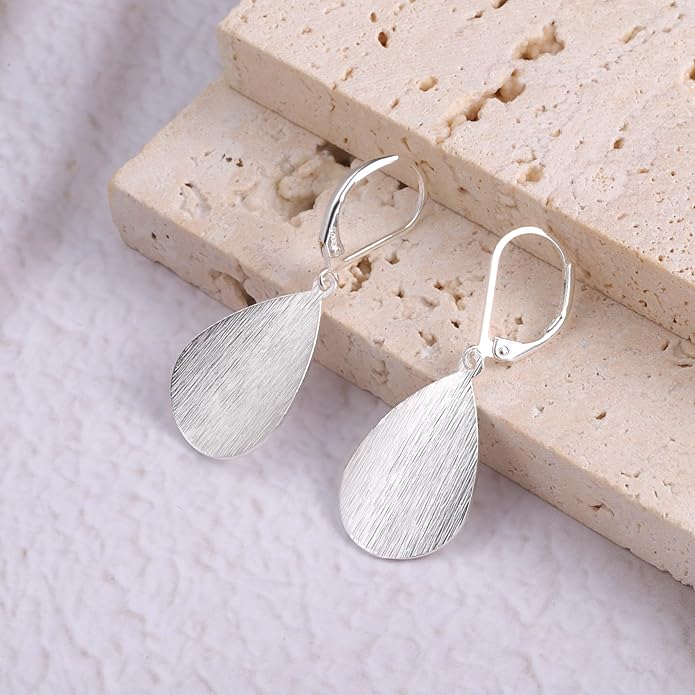 14K Gold Dangle Earrings for Women，Lightweight Circle Disc Coin Geometric Flat Brushed Drop Earrings, Hypoallergenic Leverback Earrings S925 Jewelry