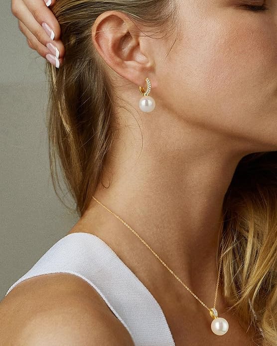 Gold Pearl Necklace for Women, Chunky 18K Gold Plated Layered Choker Chain - Double Layered Pearl Necklace, Trendy Gold Jewelry Birthday Gifts