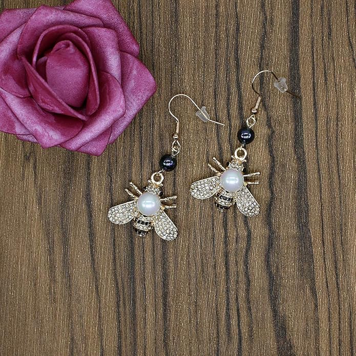 Honey Bee Brooches Crystal Insect Themed Bee Brooch Animal Fashion Shell Pearl Brooch Pin Gold Tone
